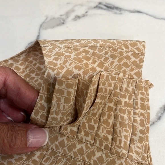 Halogen camel 🐪 colored sleeveless shirt - Picture 5 of 7